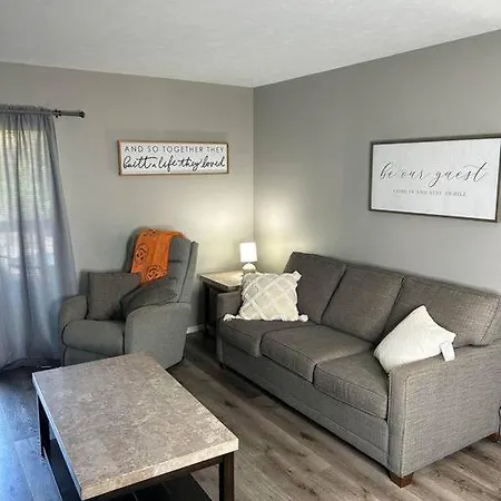 Beautiful Condo-No Stairs, And Arcade Games! 5Bed